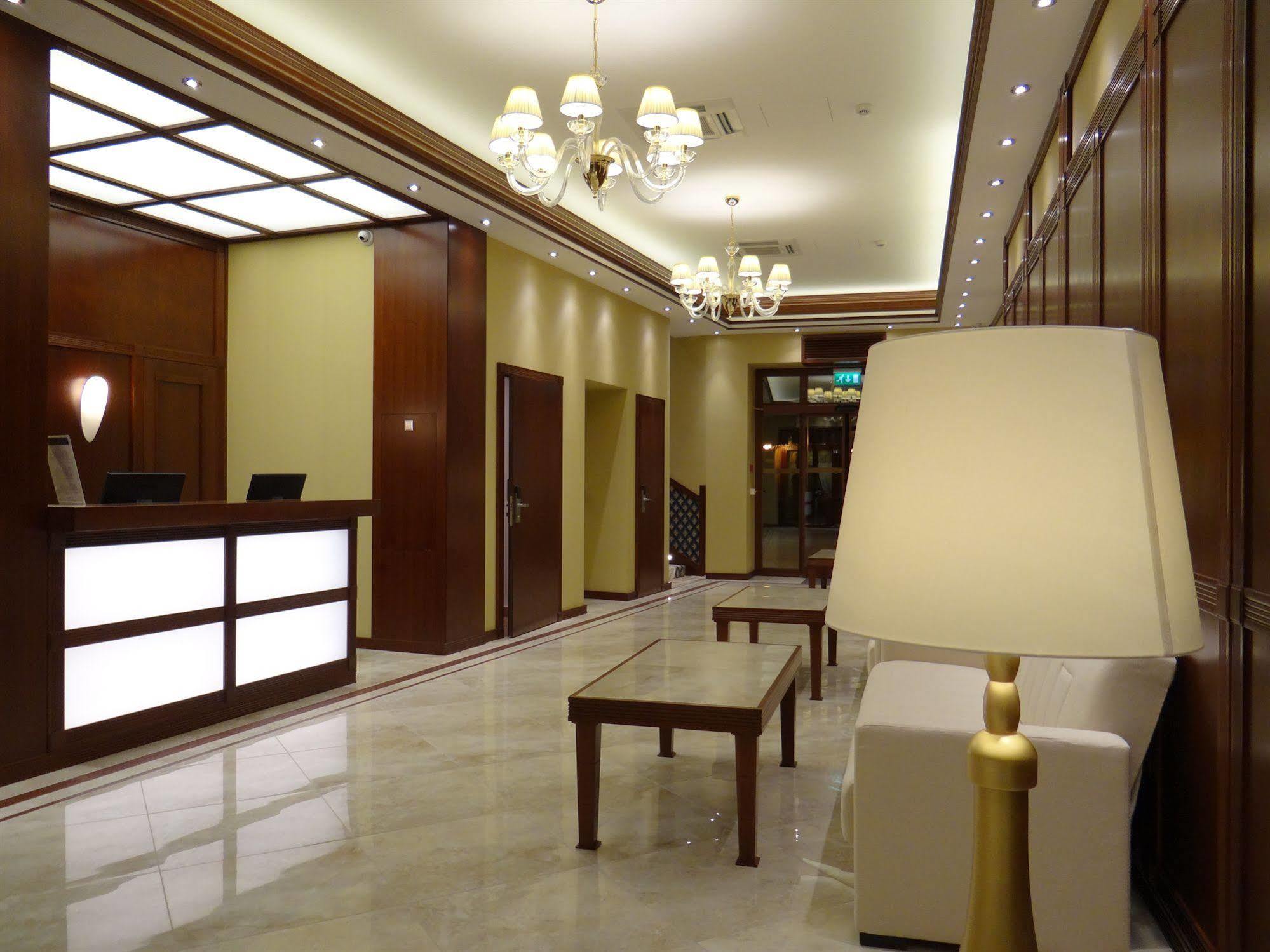 Centrum Hotel Debrecen Eksteriør bilde